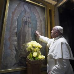 PAPA FRANCISCO Y LA VIRGEN DE GUADALUPE